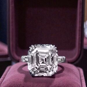 Elegant Size 10 Asscher Cut Ring